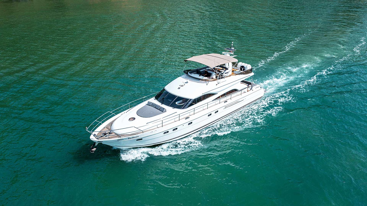 Аренда моторной яхты Princess 65 Oceana на Пхукете